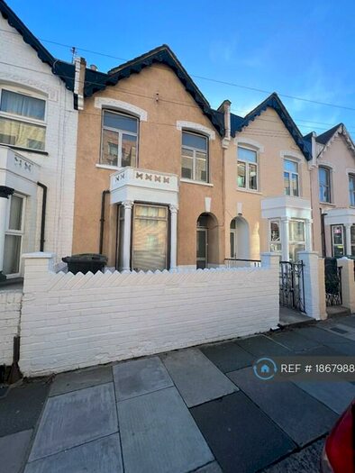 4 Bedroom Terraced House To Rent In Colina Road, London, N15