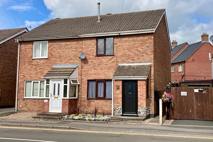 2 Bedroom Semi Detached House For Sale In Fairfield Road, Hugglescote, LE67