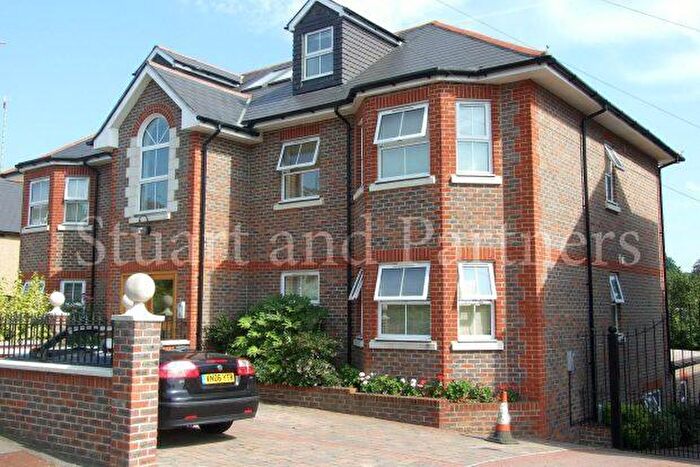 1 Bedroom Flat To Rent In Ashenground Road, Haywards Heath, RH16