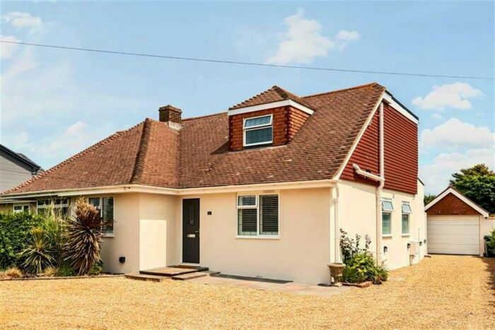 4 Bedroom Chalet To Rent In Coney Road, East Wittering, Chichester, PO20