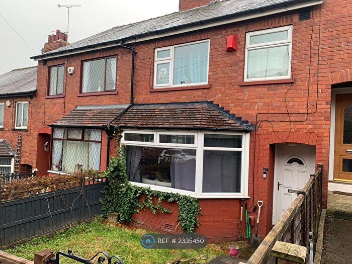 3 Bedroom Terraced House To Rent In Christ Church View, Leeds, LS12