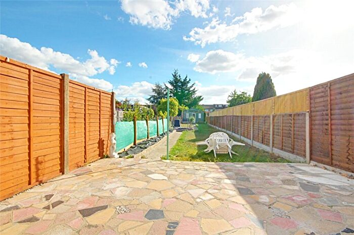 3 Bedroom Terraced House To Rent In Larmans Road, Enfield, EN3