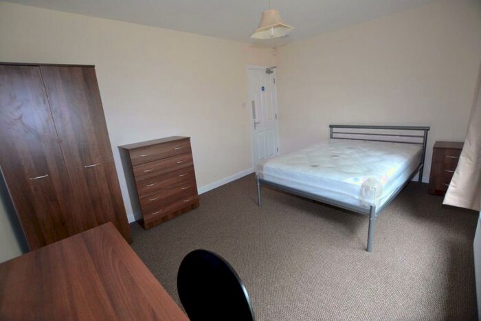 5 Bedroom Property To Rent In Peet Street, DE22