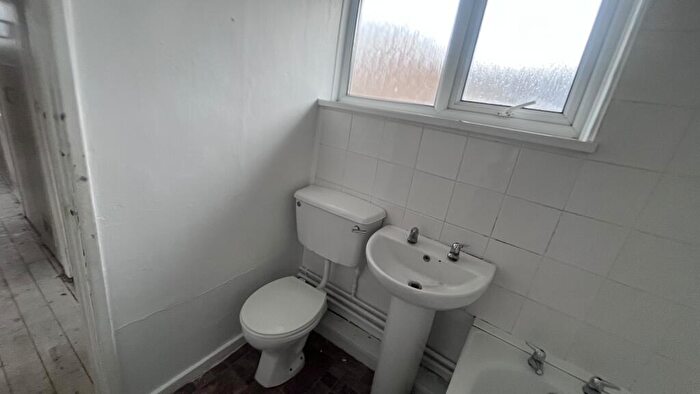 3 Bedroom End Of Terrace House For Sale In Cowdrey Square, Andover, Hampshire, SP10