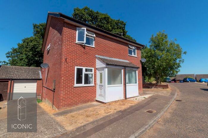 2 Bedroom Semi-Detached House To Rent In Wood View Court, New Costessey, Norwich, NR5