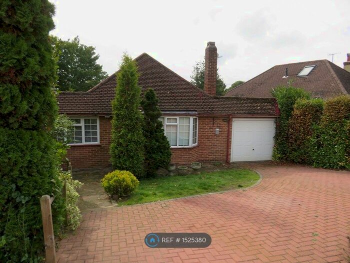 2 Bedroom Detached House To Rent In Oak Tree Road, Milford, Godalming, GU8