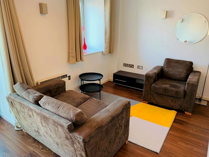 1 Bedroom Flat To Rent In King Charles Street, Leeds, West Yorkshire, Uk, LS1