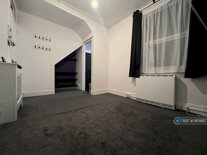 Studio To Rent In New England Road, Brighton, BN1