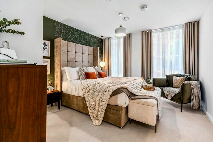 2 Bedroom Flat For Sale In Gallions Place, Cargo House, Royal Albert Wharf, E16