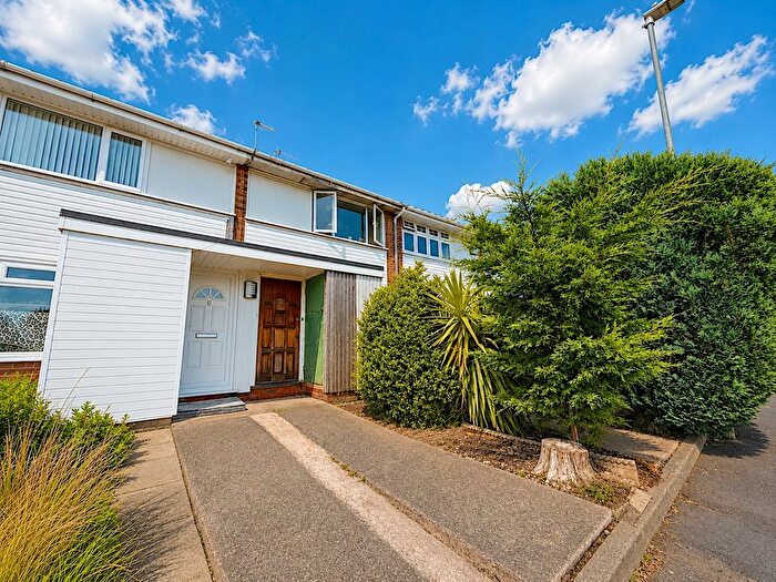 1 Bedroom Maisonette For Sale In Birch Coppice Gardens, Willenhall, Wolverhampton, WV12