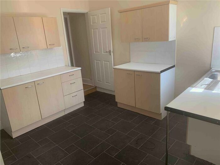 2 Bedroom Terraced House To Rent In Beaufort Street, Gainsborough, Lincolnshire, DN21