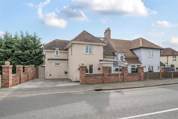 5 Bedroom Semi-Detached House For Sale In Bromley Road, Elmstead, Colchester, CO7