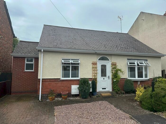 2 Bedroom Bungalow To Rent In Bowling Green Road, Hinckley, LE10
