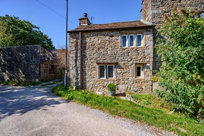1 Bedroom Cottage For Sale In Duke Street, Bentham, LA2