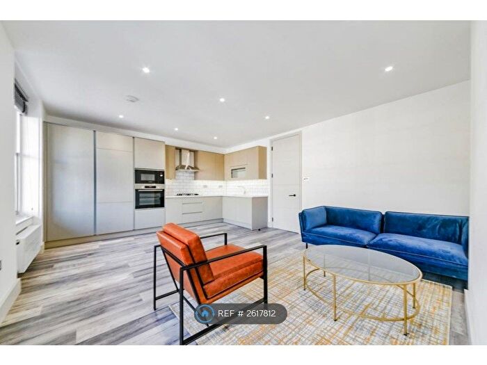 2 Bedroom Flat To Rent In Bennett Park, London, SE3