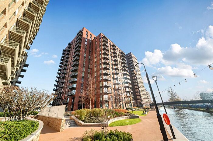2 Bedroom Flat For Sale In Quay Walk, Wembley, HA0