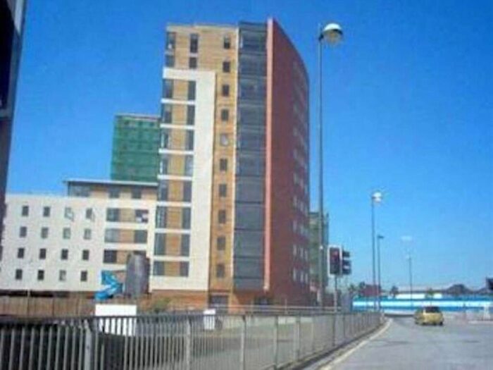 2 Bedroom Flat To Rent In Capella, Celestia, Falcon Drive, CF10