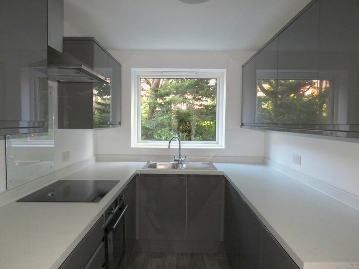 2 Bedroom Flat To Rent In Burghley Close, Stevenage SG2