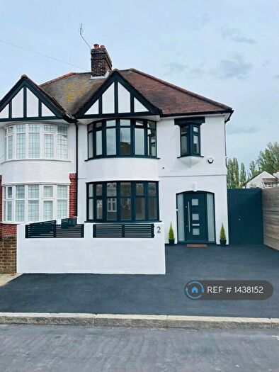 3 Bedroom Semi-Detached House To Rent In Cedric Road, London, SE9