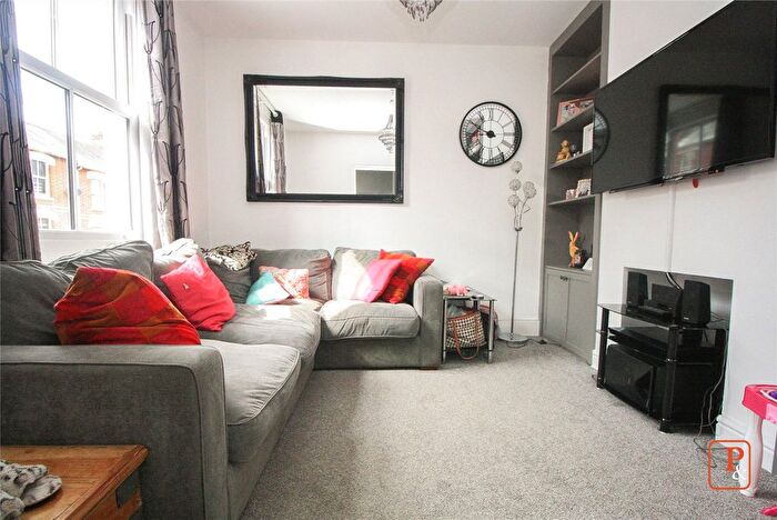 2 Bedroom Detached House To Rent In Crowhurst Road, Colchester, Essex, CO3