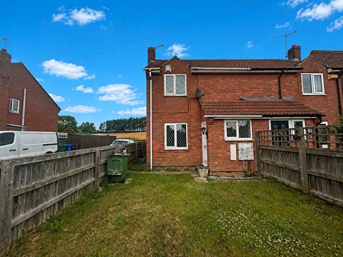 3 Bedroom Semi-Detached House To Rent In Filey Road, Gristhorpe, YO14