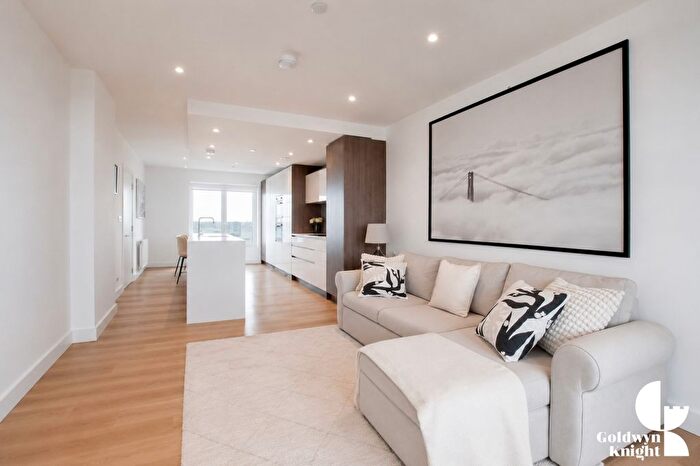 2 Bedroom Flat To Rent In Rennie Street, London, SE10