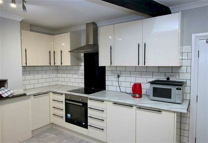 House To Rent In - Oxford Road, Reading, RG1