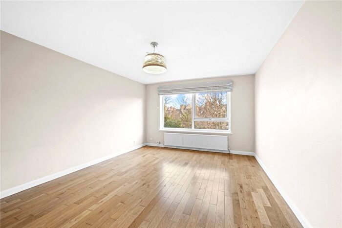 1 Bedroom Flat To Rent In Upper Richmond Road, London, SW15
