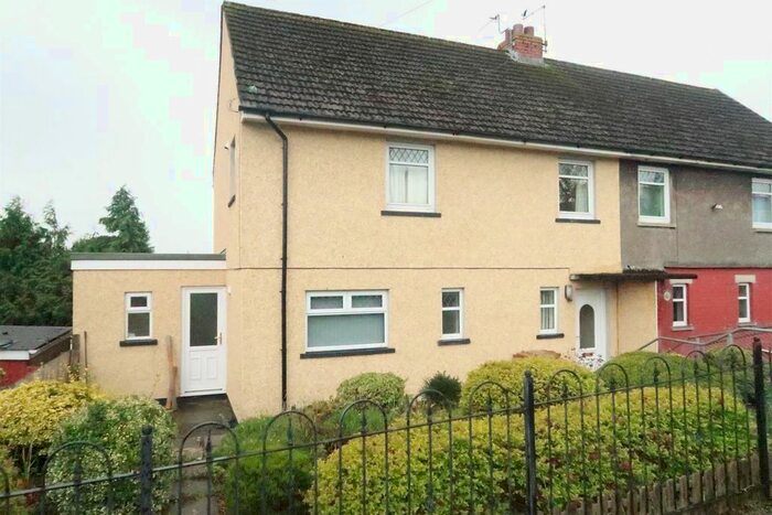 3 Bedroom Semi-Detached House To Rent In St. Marys Road, Pontllanfraith, Blackwood, NP12