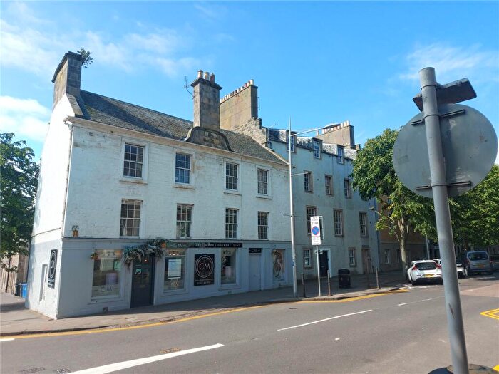 3 Bedroom Flat To Rent In Abbey Street, St Andrews, Fife, KY16