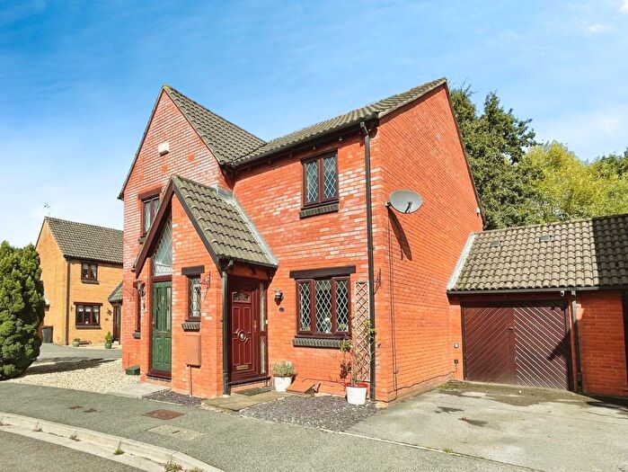 2 Bedroom Semi-Detached House For Sale In Haweswater Close, Bristol, South Gloucestershire, BS30