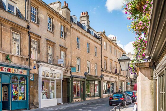 2 Bedroom Apartment To Rent In Milsom Place, BA1