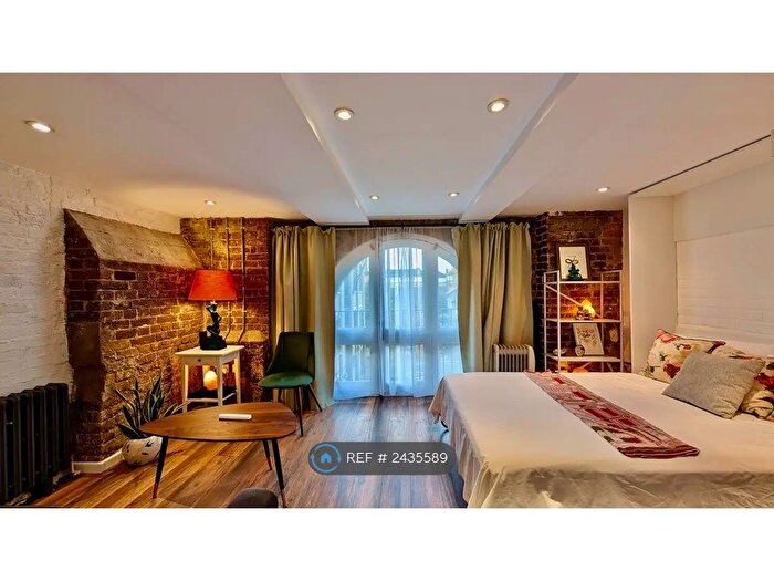 Studio To Rent In London Bridge, London, SE1