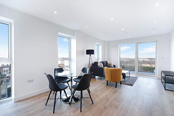 2 Bedroom Flat To Rent In Sheepcote Road, Harrow-On-The-Hill, Harrow, HA1