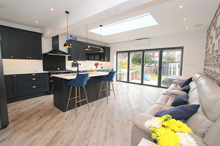 4 Bedroom Property For Sale In Priory Avenue, Cheam, Sutton, SM3