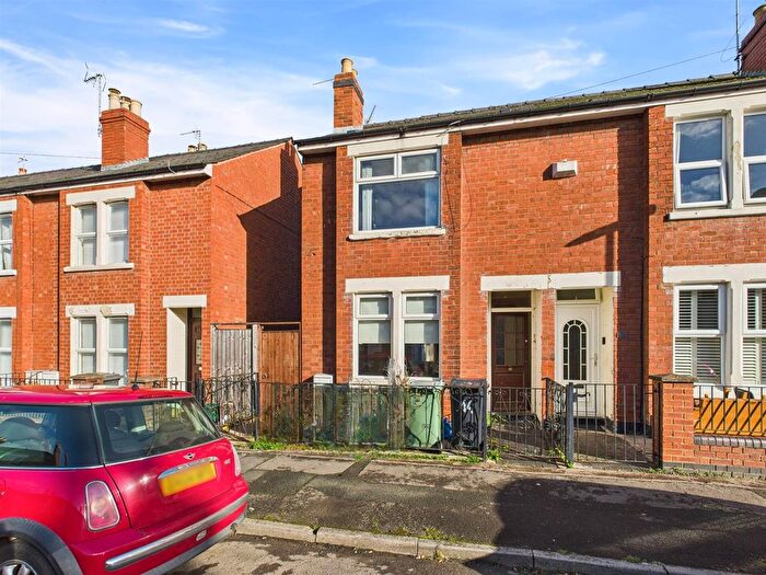 3 Bedroom Semi Detached House For Sale In Knowles Road, Gloucester, GL1