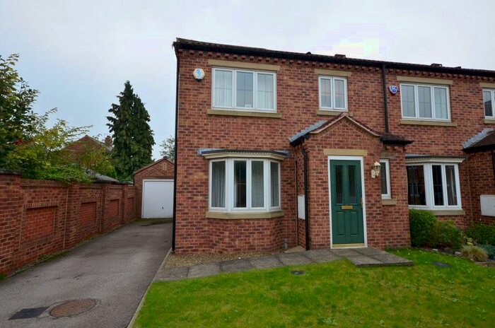 3 Bedroom Town House To Rent In Saxon Grange, Sherburn In Elmet, LS25