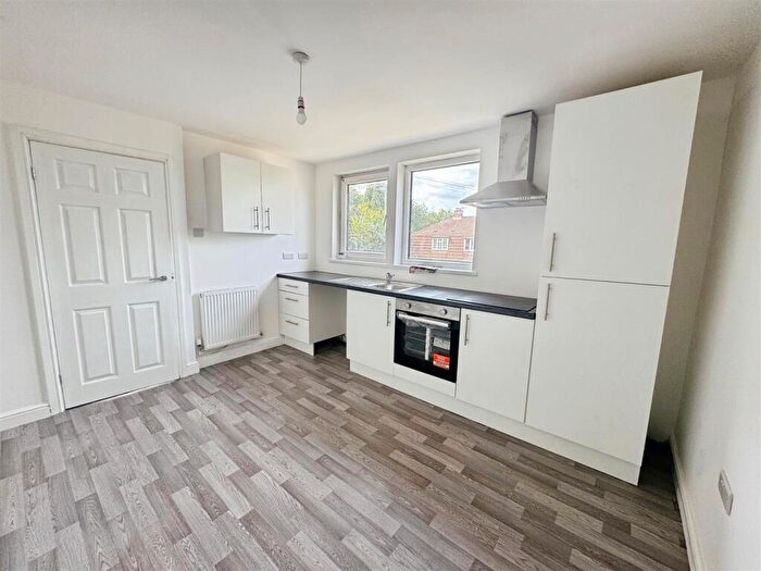3 Bedroom Semi-Detached House To Rent In Stretton Road, Newcastle, ST5