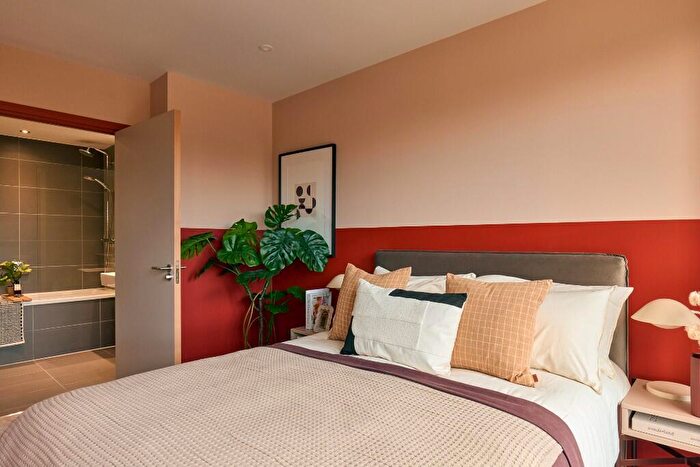 2 Bedroom Flat To Rent In Bale And Anchor, Flat Anchor House, Conington Road, London, SE13