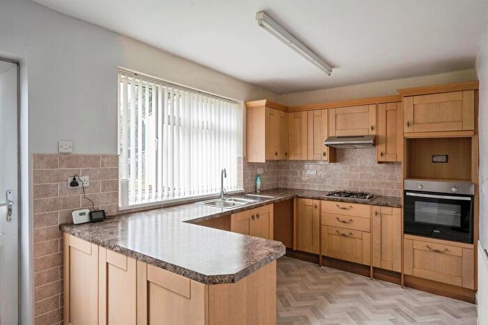 3 Bedroom Semi-Detached House For Sale In Bawtry Road, Hellaby, Rotherham, S66