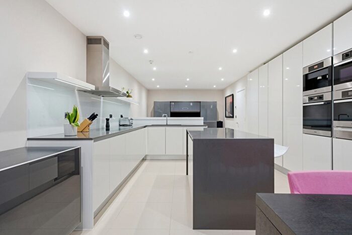 5 Bedroom End Terrace House For Sale In Havilland Mews, London, W12