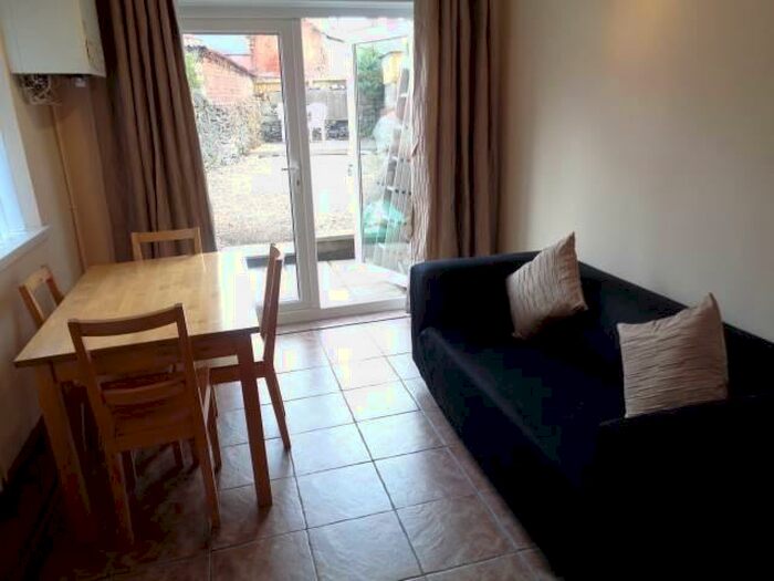 5 Bedroom House To Rent In Arabella Street, Roath, Cardiff, CF24