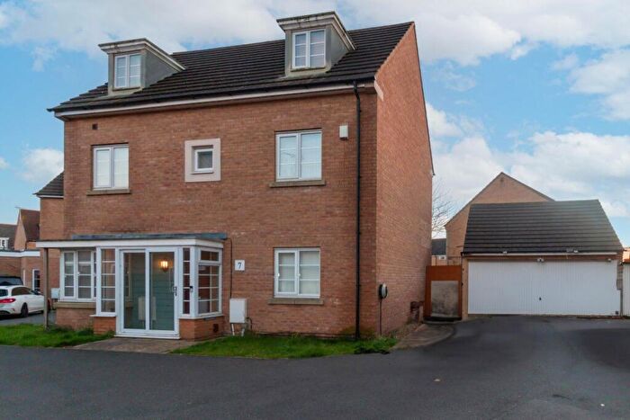 5 Bedroom Detached House To Rent In Oliver Road, Hampton, PE7