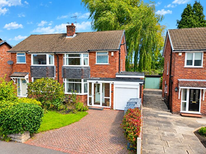 3 Bedroom Semi-Detached House For Sale In Ravenoak Road, Stockport, Cheshire, SK2