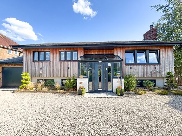 4 Bedroom Detached House For Sale In Vaughan Avenue, Grimsby, DN32