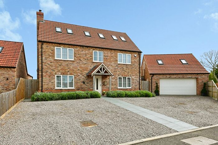 5 Bedroom Detached House For Sale In Poplar Close, Tydd St Giles, PE13