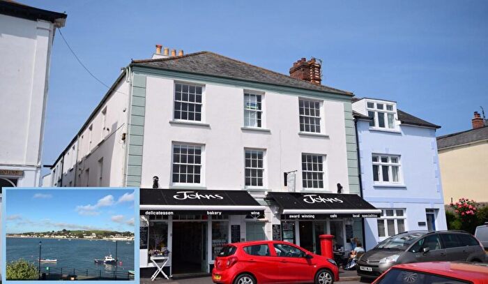 2 Bedroom Apartment For Sale In The Quay, Appledore, Bideford, EX39