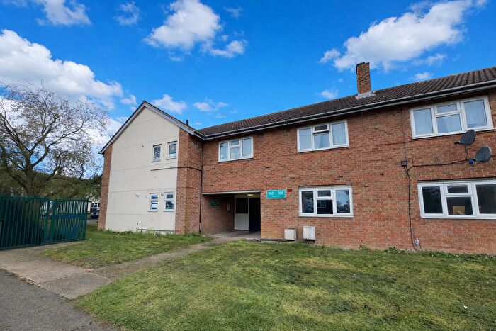 2 Bedroom Flat For Sale In Whitewaits, Harlow, CM20