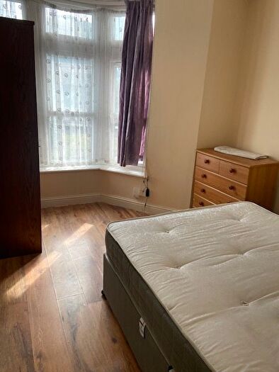 2 Bedroom Flat To Rent In Stapleton / Fenchay, Bristol, BS5