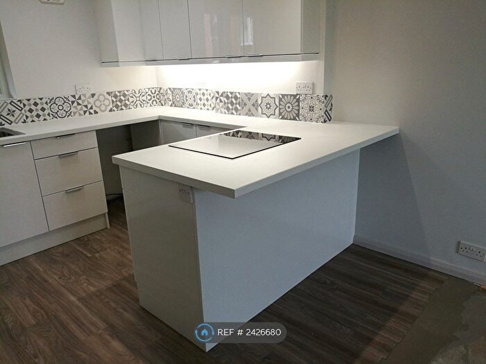 1 Bedroom Flat To Rent In The Mount, Guildford, GU2